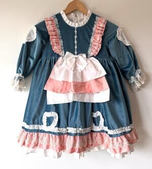 Ziivaxxy Girls Size 7 8 Lolita Dress Boutique Ruffle Lace Bow Tiered Velvet NWT